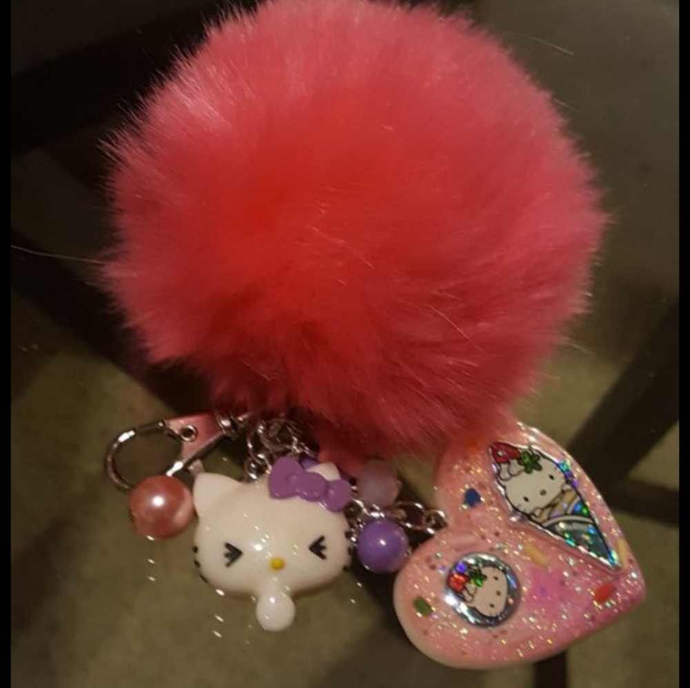 Hello kitty puff ball